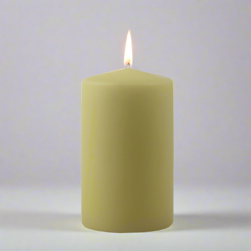 Dipped-pillar-candle-7x12cm-lime