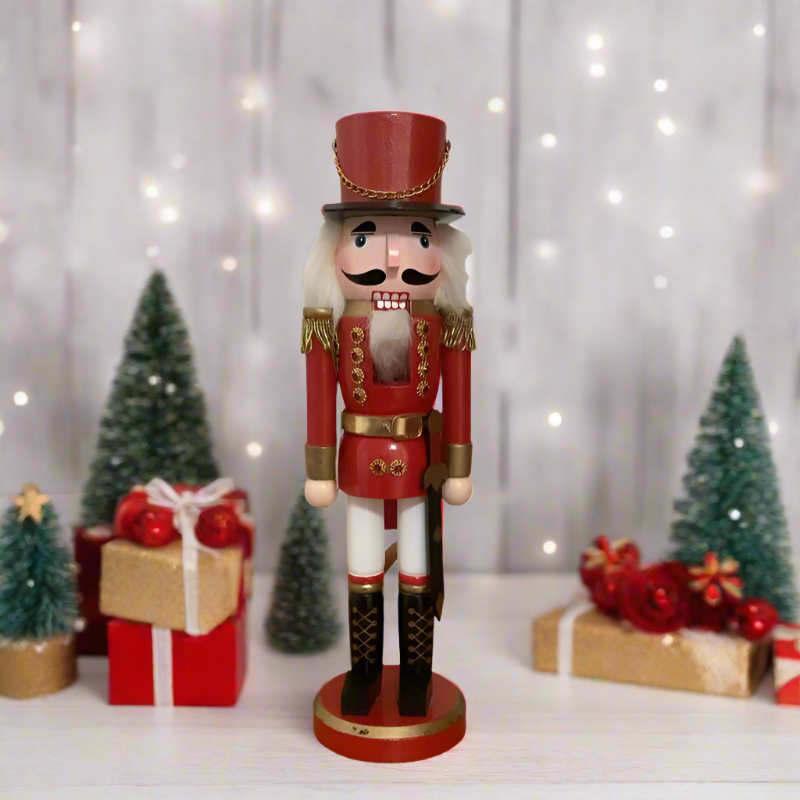 Nutcracker 36cm - red
