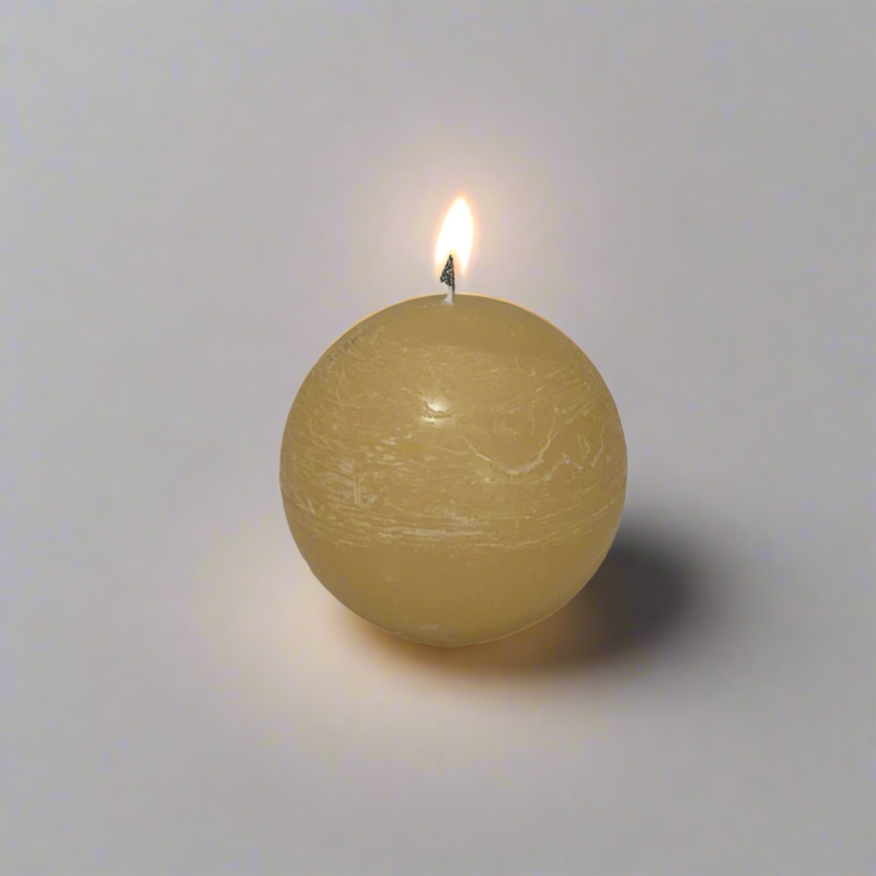 Rustic-ball-candle-Honey