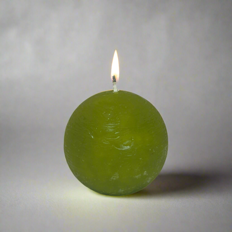 Rustic-ball-candle-Olive_10cm