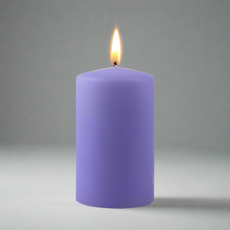 Dipped-pillar-candle-7x12cm-lilac