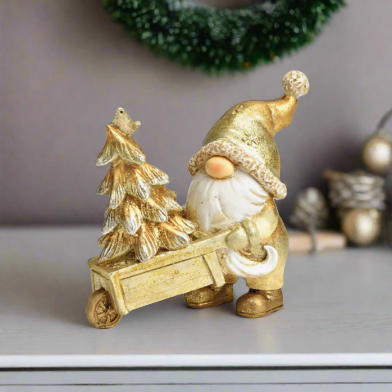 Gnome-with-tree