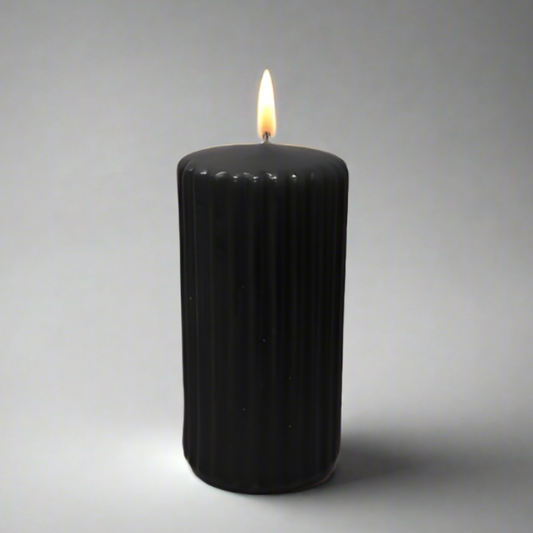 Grooved-pillar-candle-6x12-black