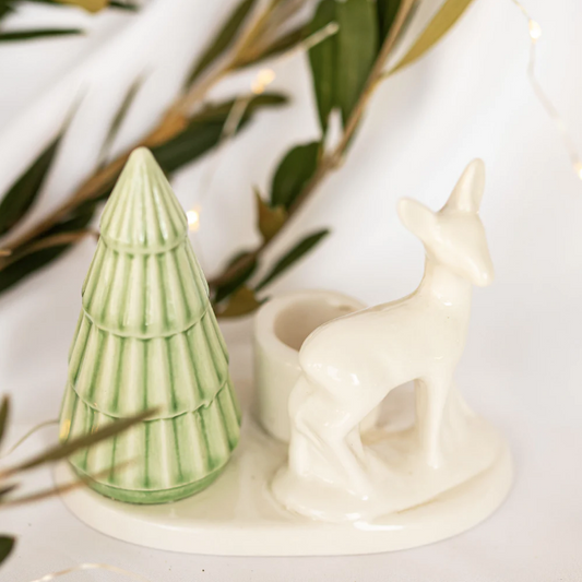 Holder-deer-tree
