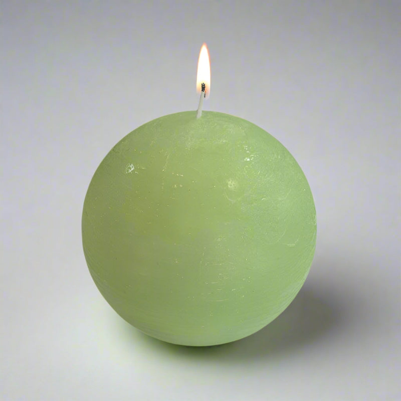 Rustic-ball-candle-springgreen