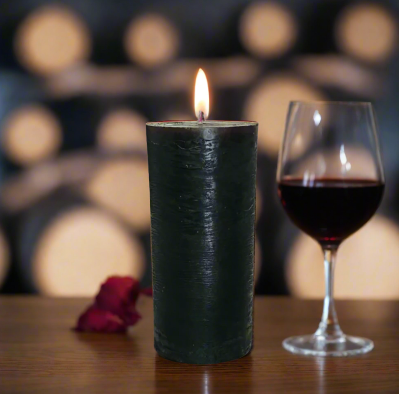Rustic-black-candle-7x12cm