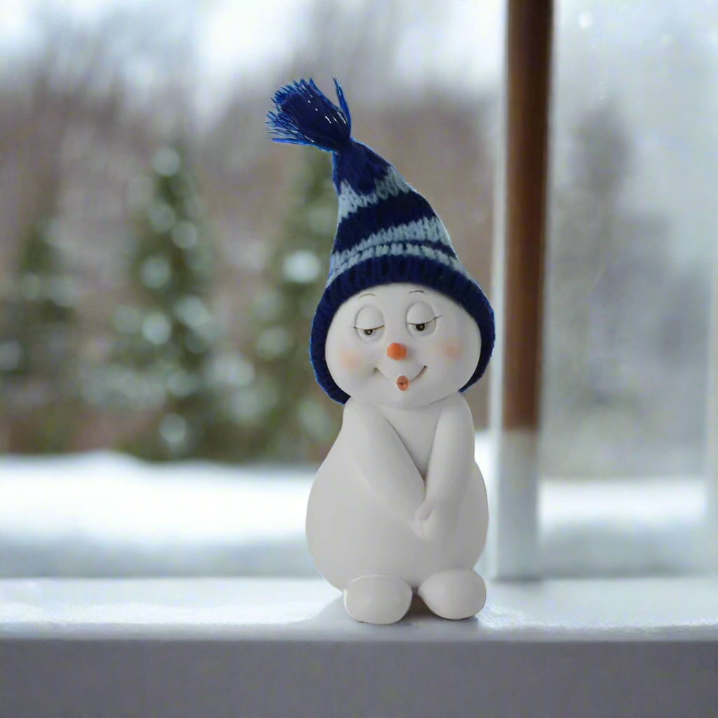 snowman_figurine_with_blue_beanie_2