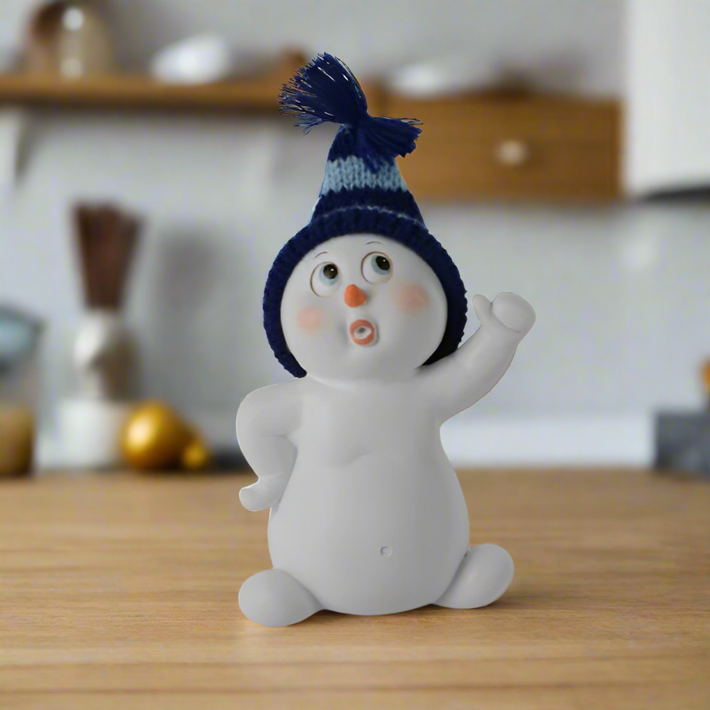 snowman_figurine_with_blue_beanie_5