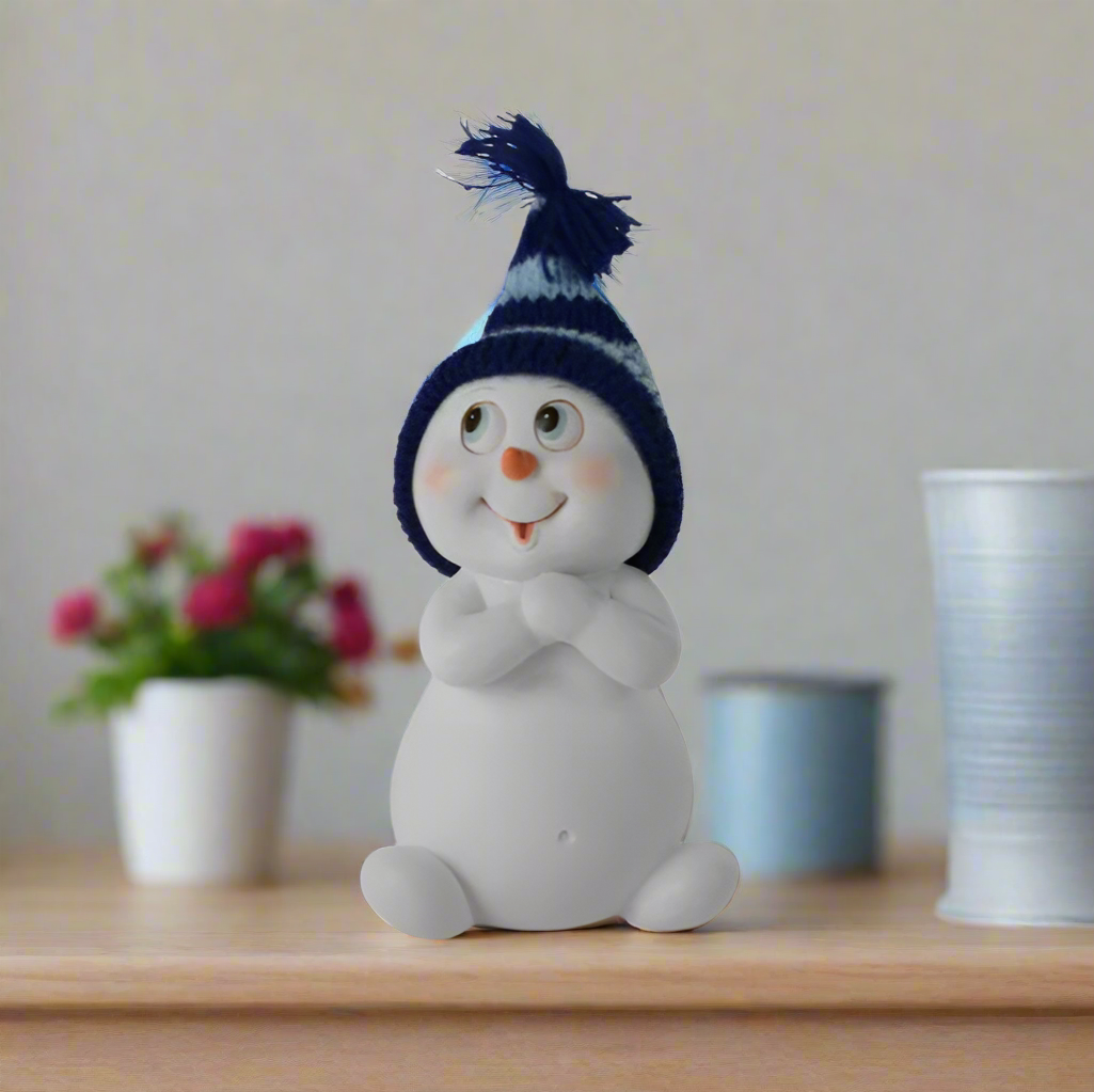 snowman_figurine_with_blue_beanie_6